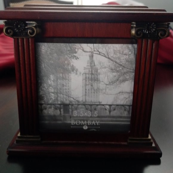 Vintage Bombay Wooden Photo Box Holder (3.5 x 3.5 photo) - Picture 1 of 5